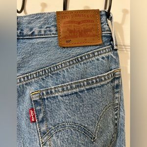 Levis 501 size 26x32